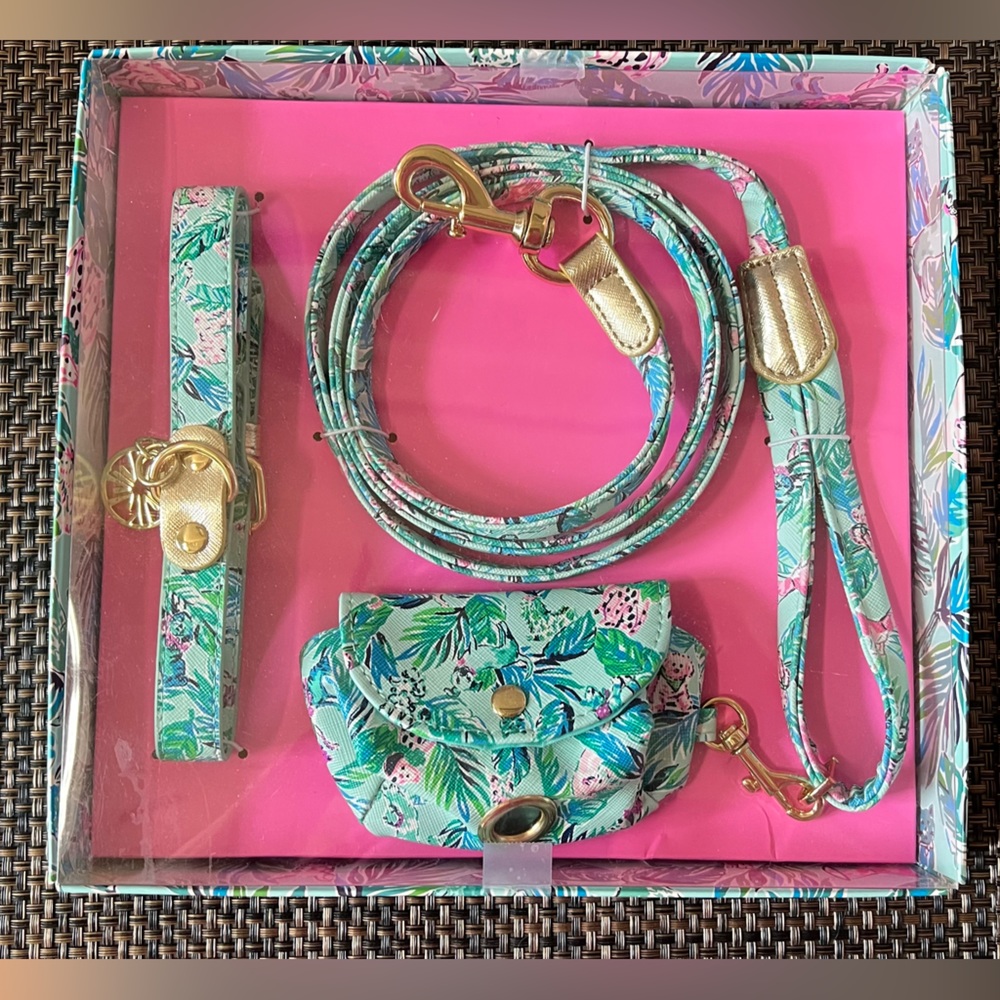Lilly Pulitzer Dog Walk Set